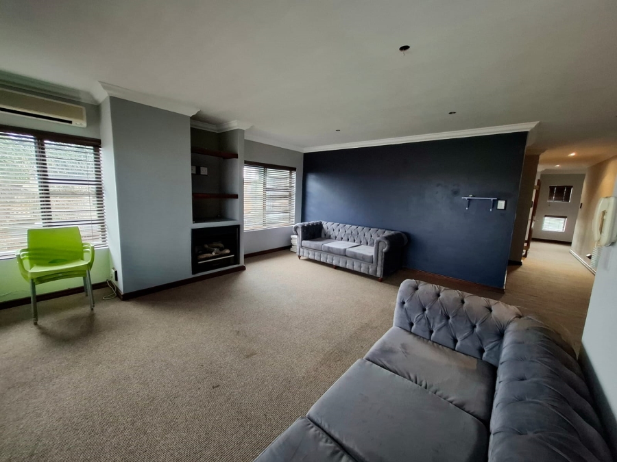 4 Bedroom Property for Sale in Haasendal Western Cape
